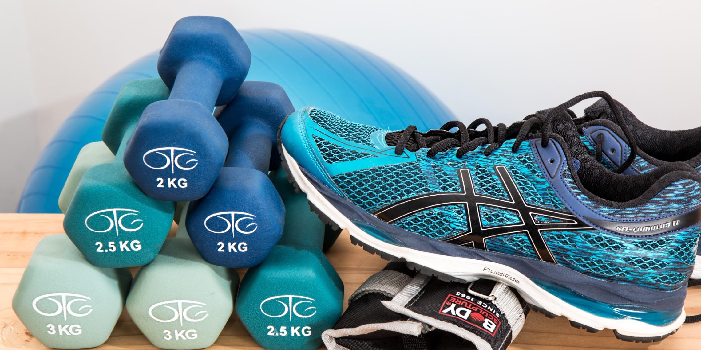 2026-10-06 pixabay.com - stevepb-dumbbells-2465478