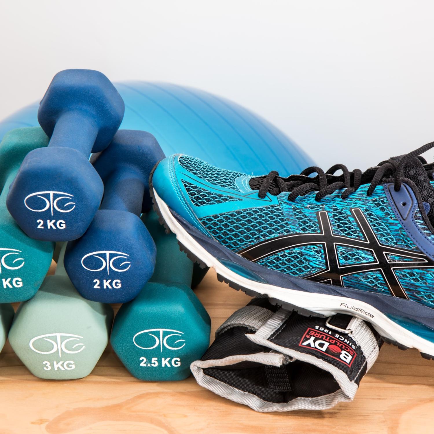 2026-10-06 pixabay.com - stevepb-dumbbells-2465478